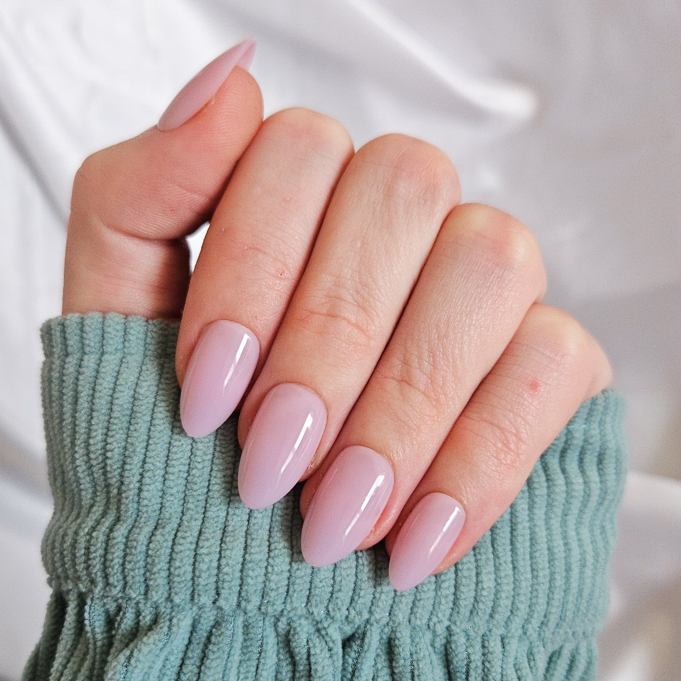 Lilac Press On Nails